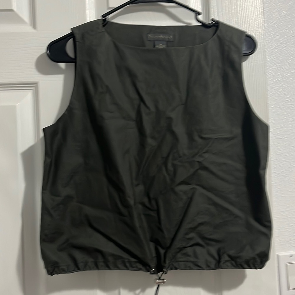 Green Crop Top